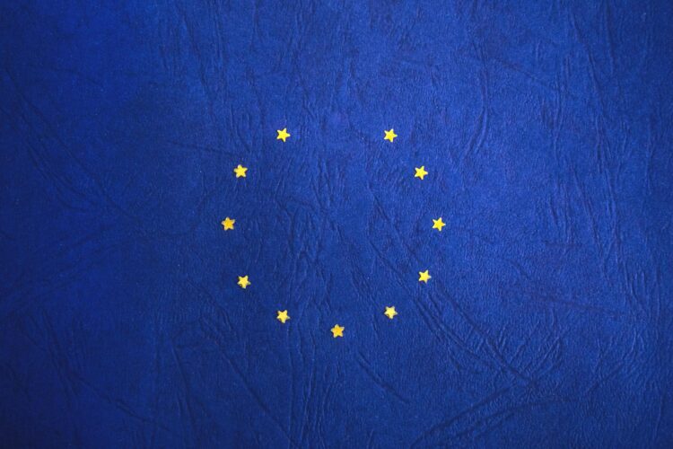 Europa steht kurz vor bahnbrechenden KI-Vorschriften, da Gesetzgeber historische Vereinbarung unterstützen